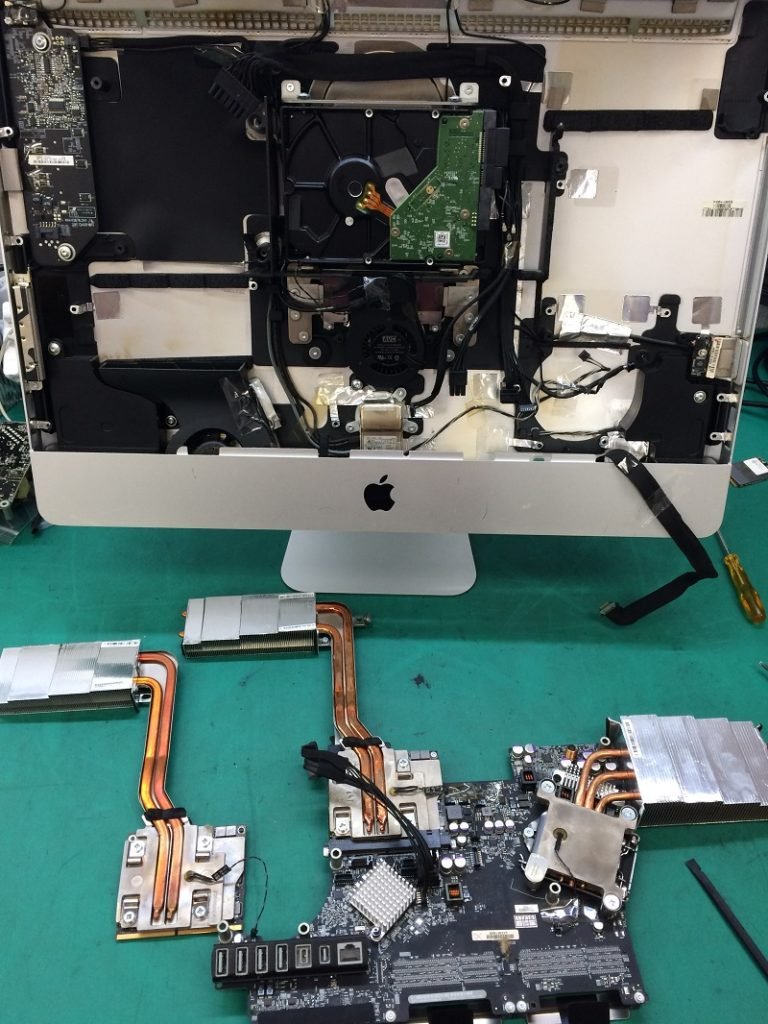 iMac 21.5-inch Mid 2011 グラフィックカード 修理