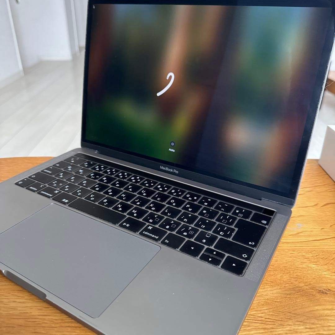 MacBook本体 MacBook Pro 2020 13inch Corei5 8GB/256GB 13.3インチMacBook Pro [整備済製品] 8コアCPUと8コアGPUを搭載した
